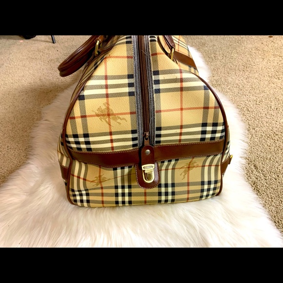 VINTAGE BURBERRY'S LARGE NOVA CHECK DUFFEL/TRAVEL BAG - Picture 11 of 11